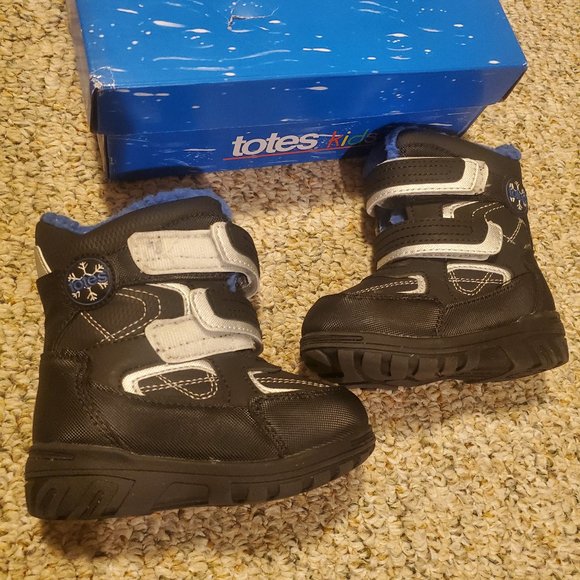 totes Other - Totes Kids Size 7 Toddler Snow Boots Black, Silver and Blue Waterproof insulated